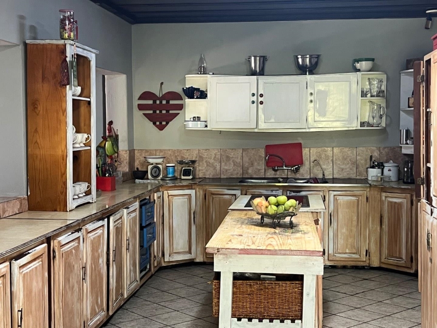 5 Bedroom Property for Sale in Elandsrand North West